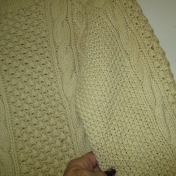 Sweater "Snowflakes” Scoop Neck Pull Over Sweater XL Cream - Picture 4 of 12